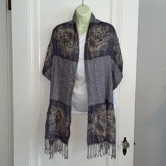 Gray & tan boho scarf/wrap with floral design & fringe - Picture 1 of 9